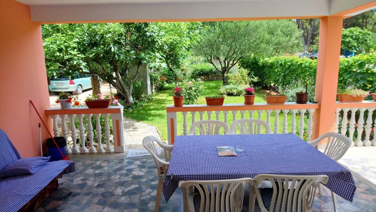 Apartmani Nimcevic Biograd Na Moru Exterior photo