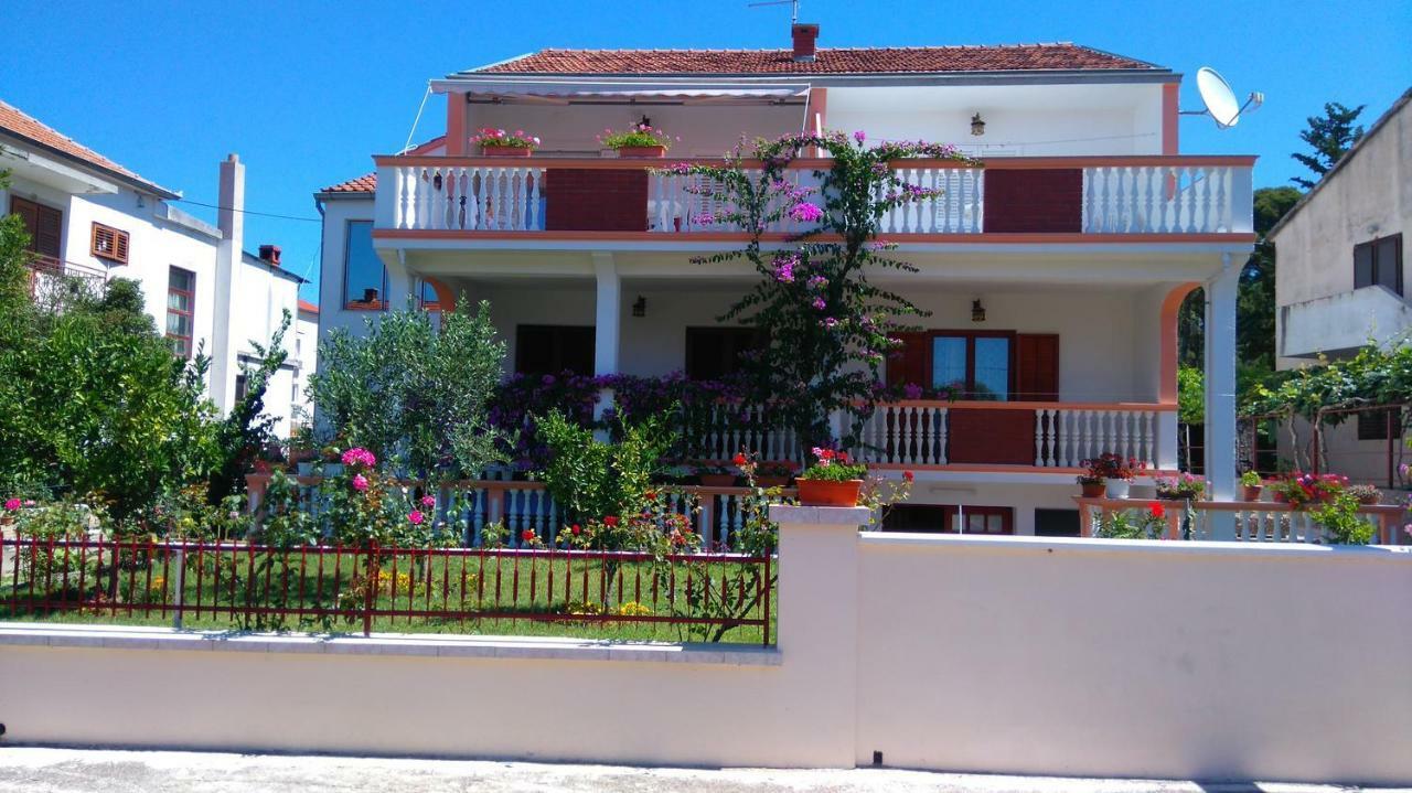 Apartmani Nimcevic Biograd Na Moru Exterior photo