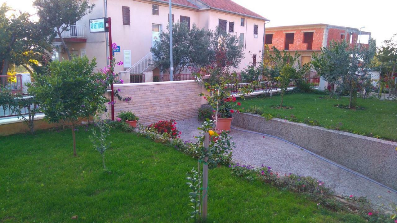 Apartmani Nimcevic Biograd Na Moru Exterior photo